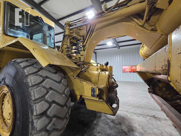 2006-caterpillar-615c-image-18