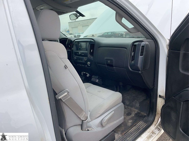 2016-chevrolet-silverado-1500-image-18