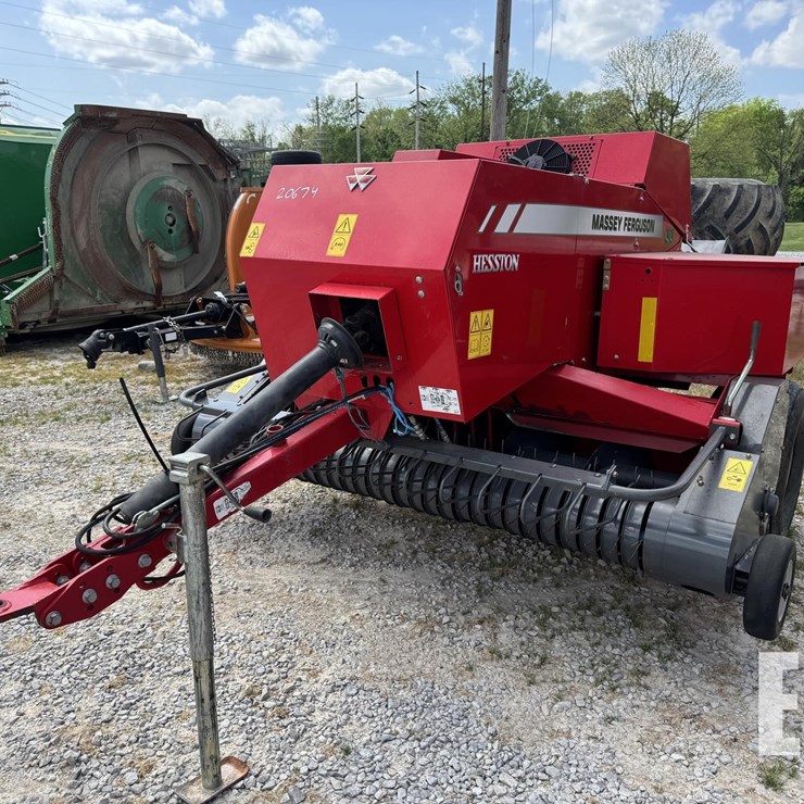 MASSEY-FERGUSON 1840