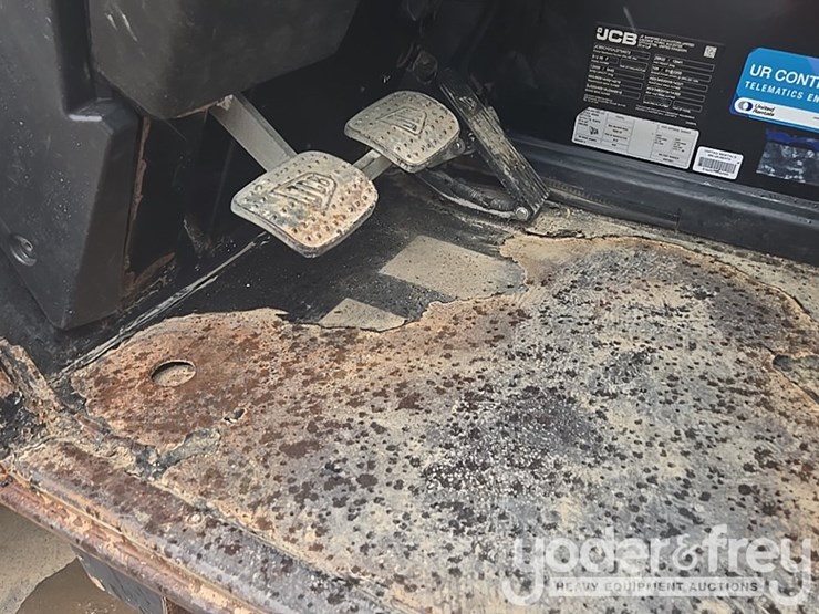 2018-jcb-512-56-image-92