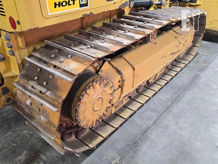 2022-caterpillar-d3-image-40