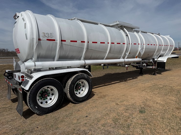 2011-brenner-tank-trailer-image-5