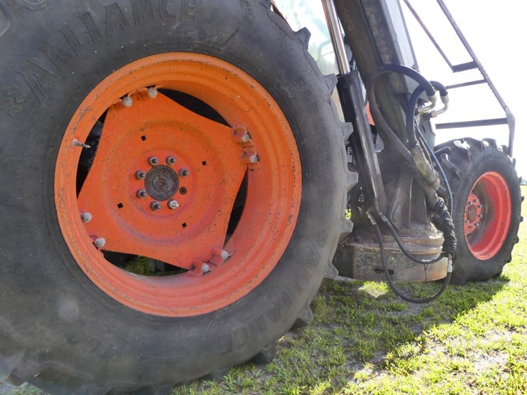 kubota-m108s-image-6