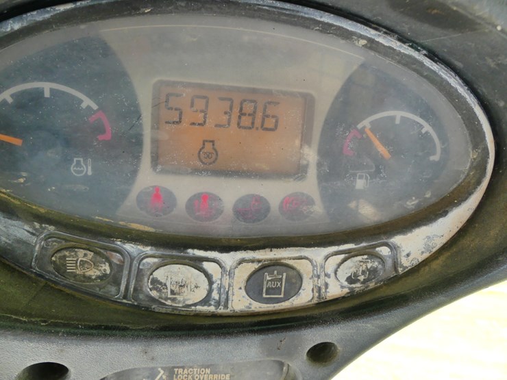 2000-bobcat-t650-image-17