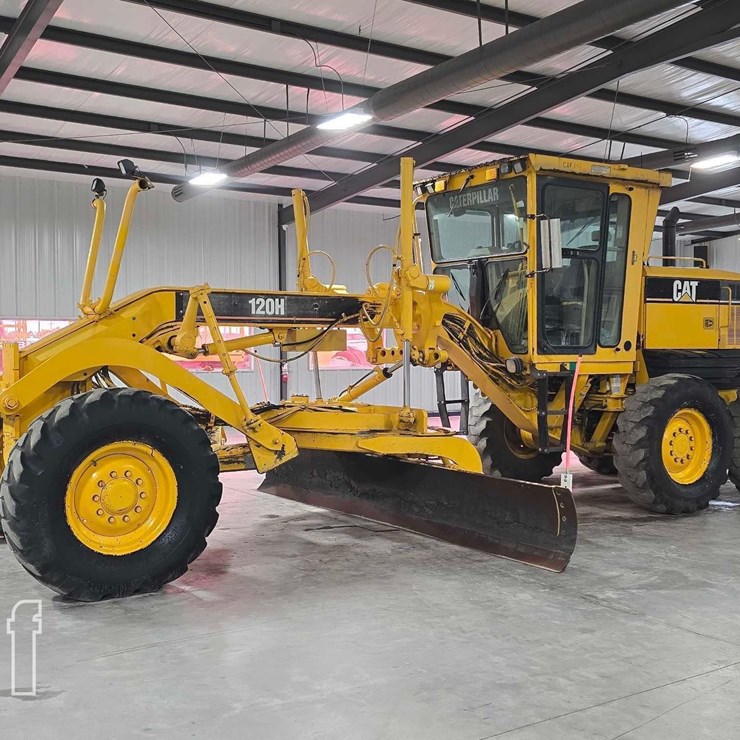 2004 CATERPILLAR 120H