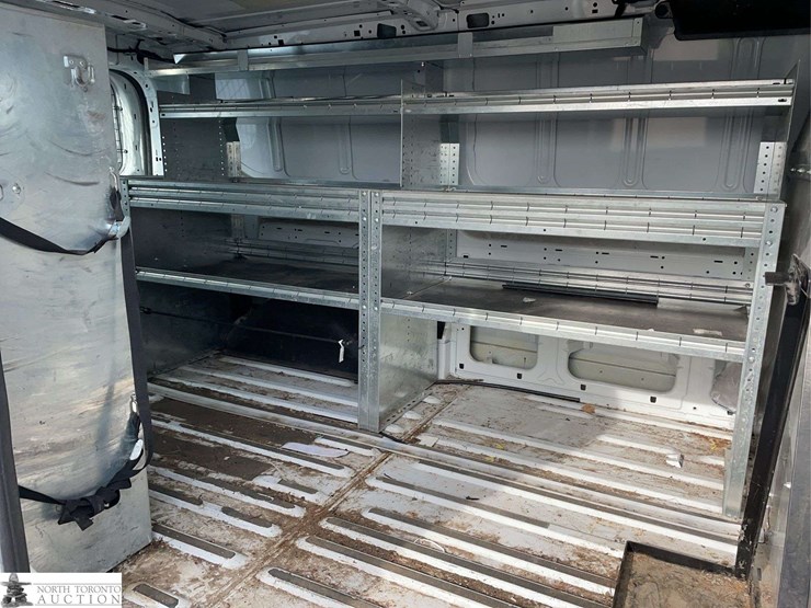 2015-ford-transit-image-15