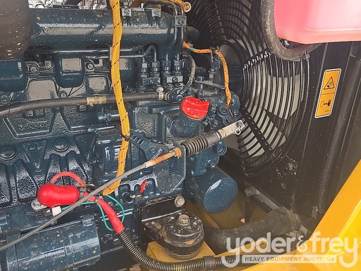 2018-caterpillar-305.5-image-63