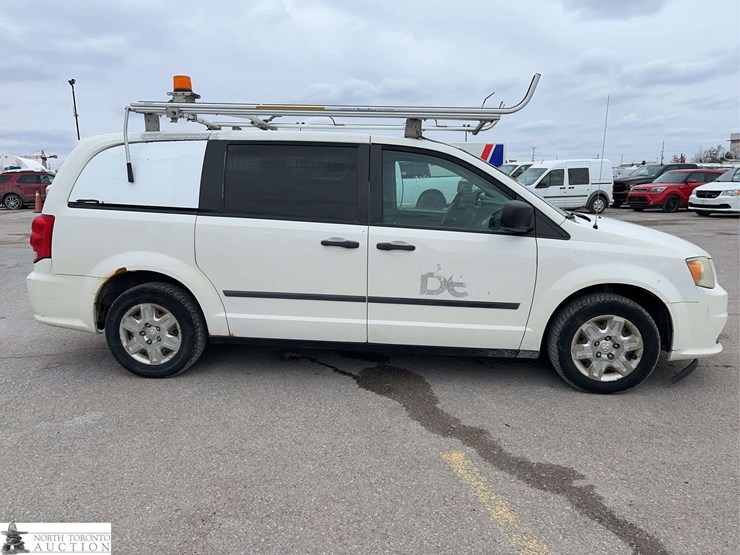 2012-ram-c/v-image-4