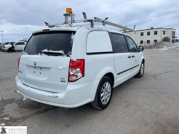 2015-ram-c/v-image-5