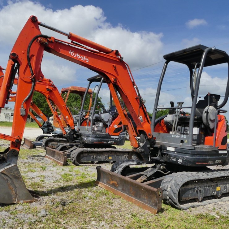 2021 KUBOTA U25