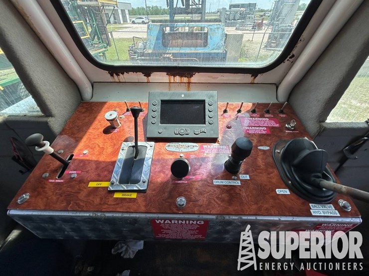 2014-international-7400-image-9