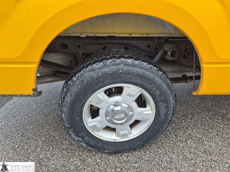 2013-ford-f150-image-25