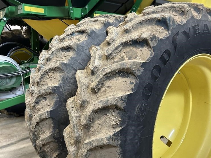 2014-john-deere-1895-image-13