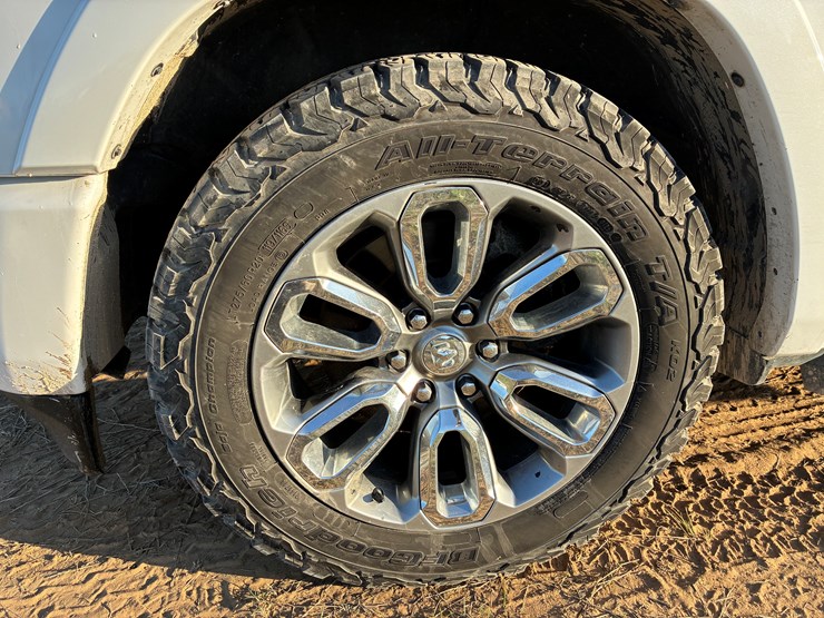 2019-dodge-1500-image-12