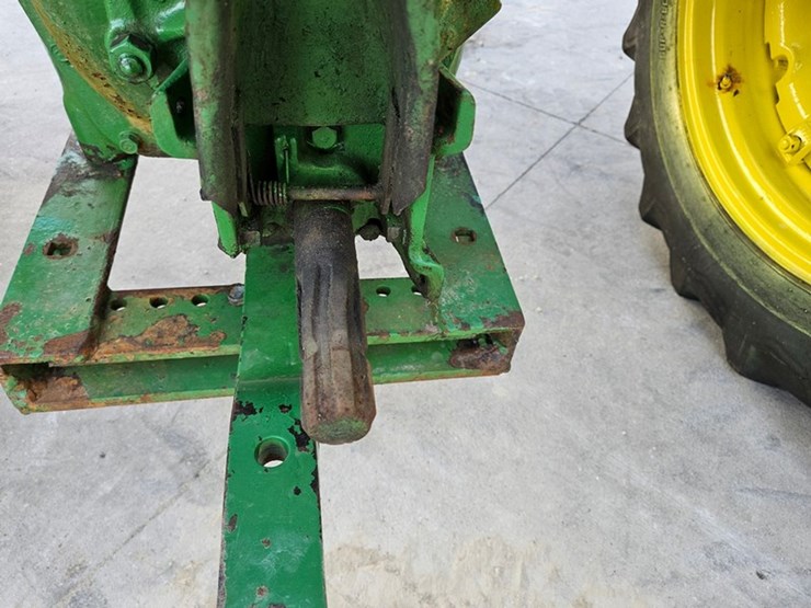 1953-john-deere-g-image-17