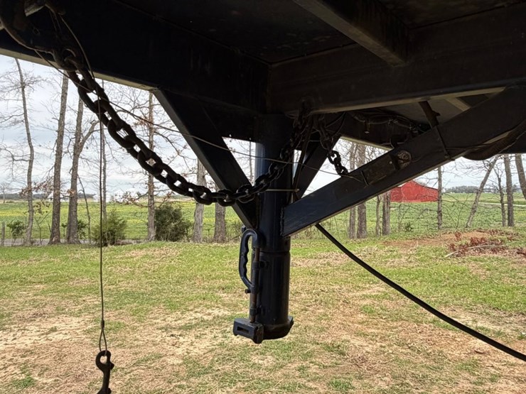 #31730-•-1997-grand-prix-30'-gooseneck-livestock-trailer-image-3