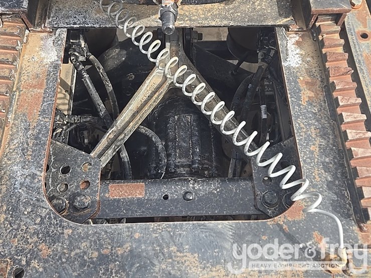 2014-kenworth-t800-image-46