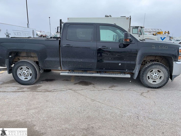 2019-chevrolet-silverado-2500hd-image-4