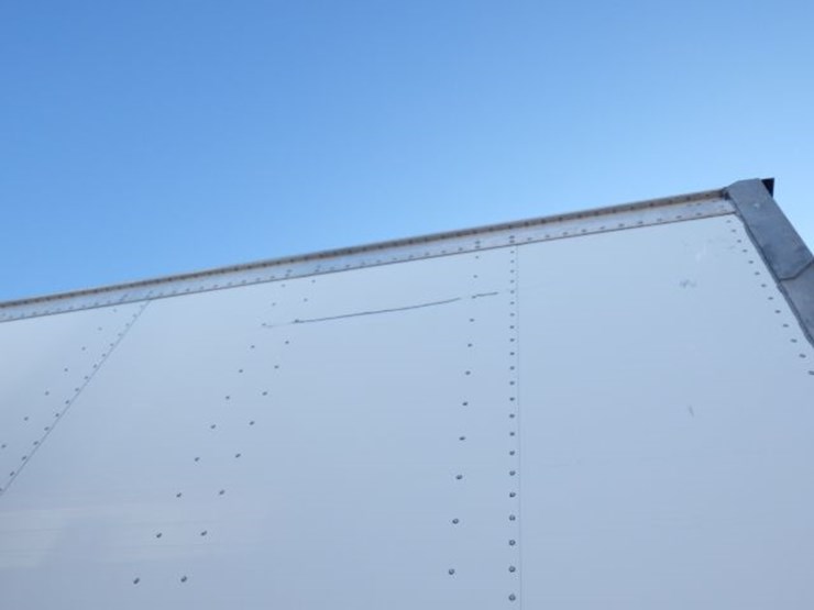 2016-strick-van-image-14