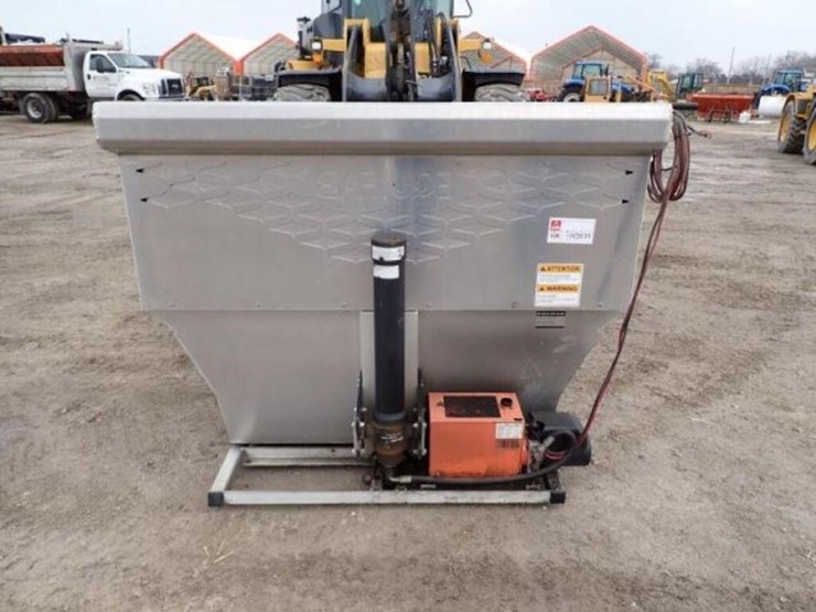 2021-ford-f350-image-2