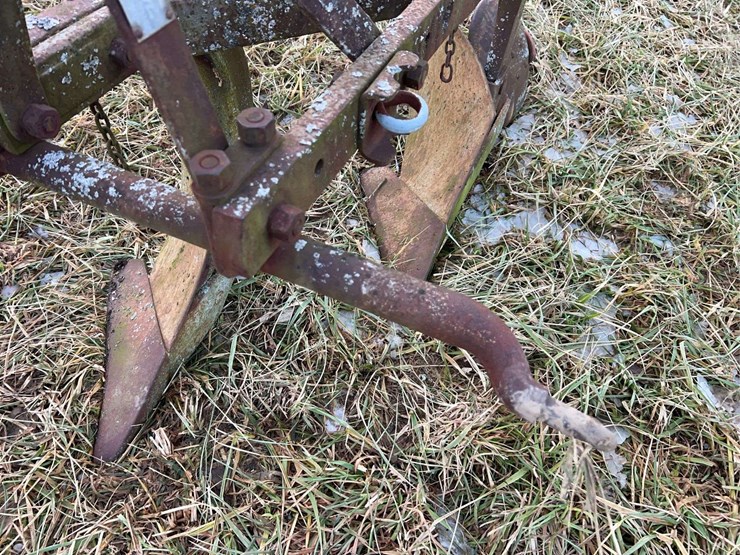 ferguson-12-oa-28-two-bottom-plow-image-7