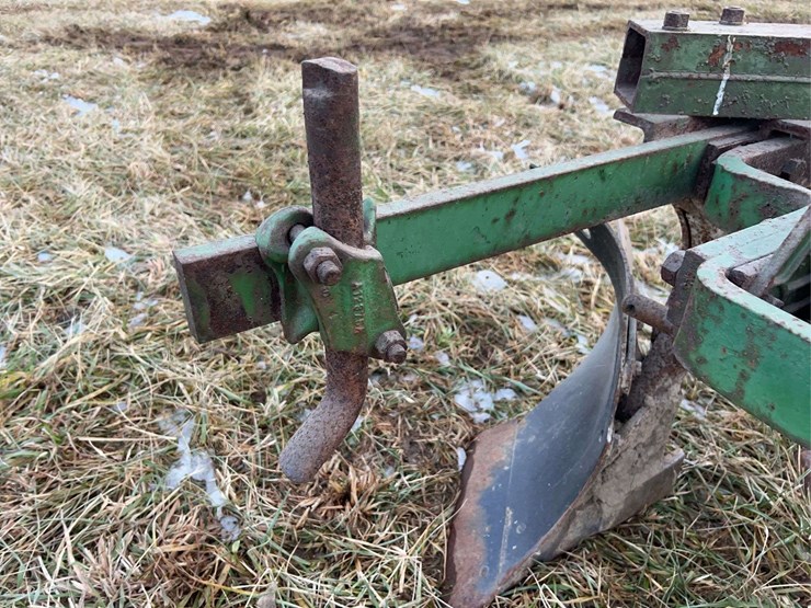 john-deere-four-bottom-plow-image-5