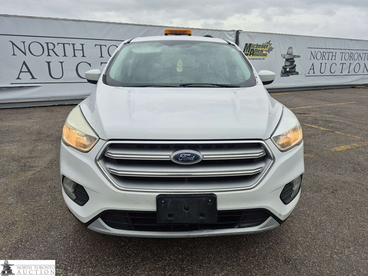 2017-ford-escape-image-2