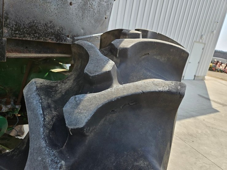 1982-john-deere-4240-image-43