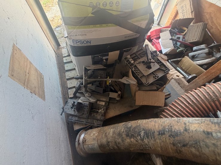 #31726-•-2015-homesteader-patriot-7’-x-16’-tandem-axle-encl-image-29