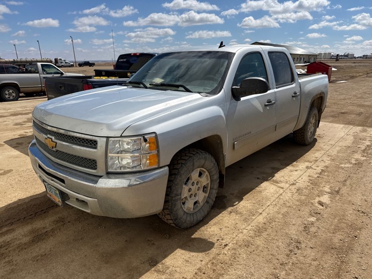 2012-chevrolet-silverado-1500-image-1