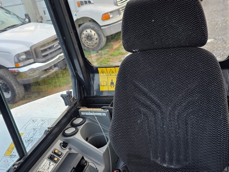 2023-bobcat-e42-image-52