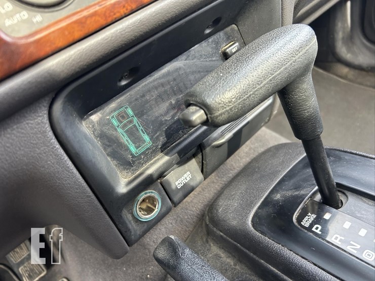 1998-jeep-grand-cherokee-limited-image-21