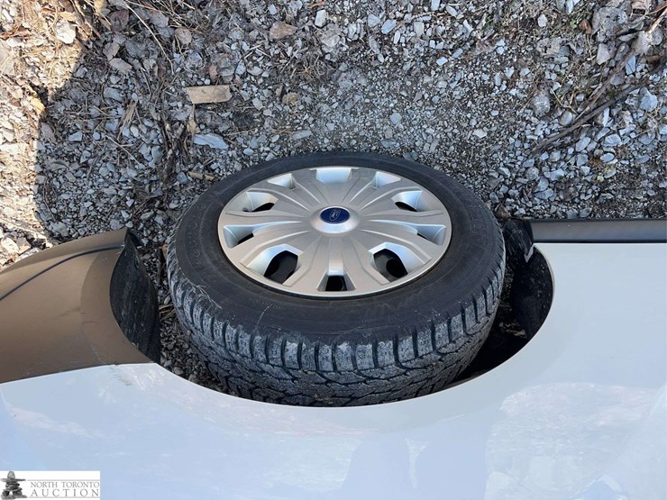 2022-ford-transit-connect-image-18