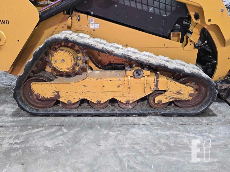 2023-caterpillar-259d3-image-32