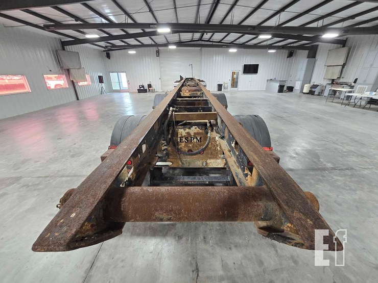 2002-environmental-service-products-46-ft-tandem-axle-image-9