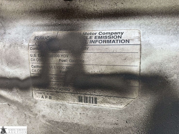 2016-ford-transit-image-24