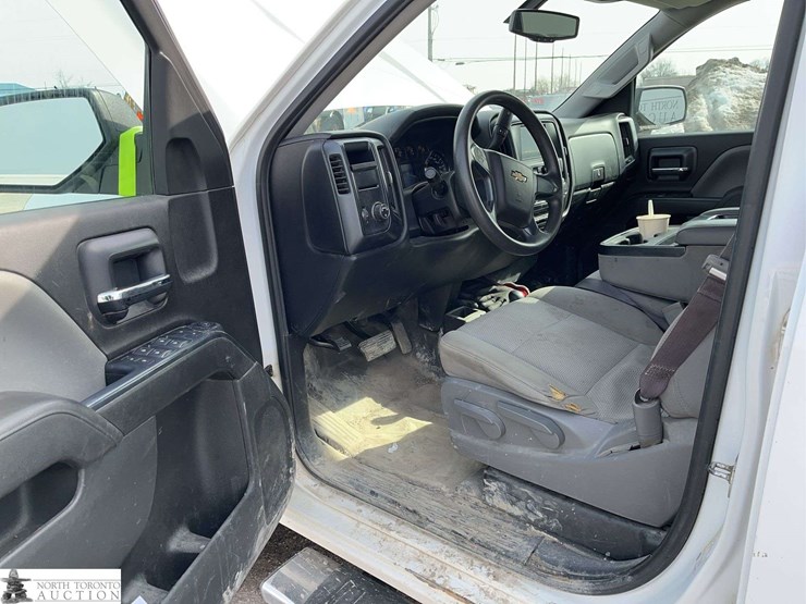 2017-chevrolet-silverado-1500-image-11