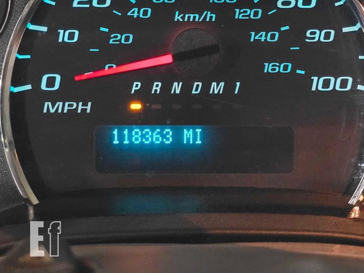 2017-chevrolet-express-2500-image-13