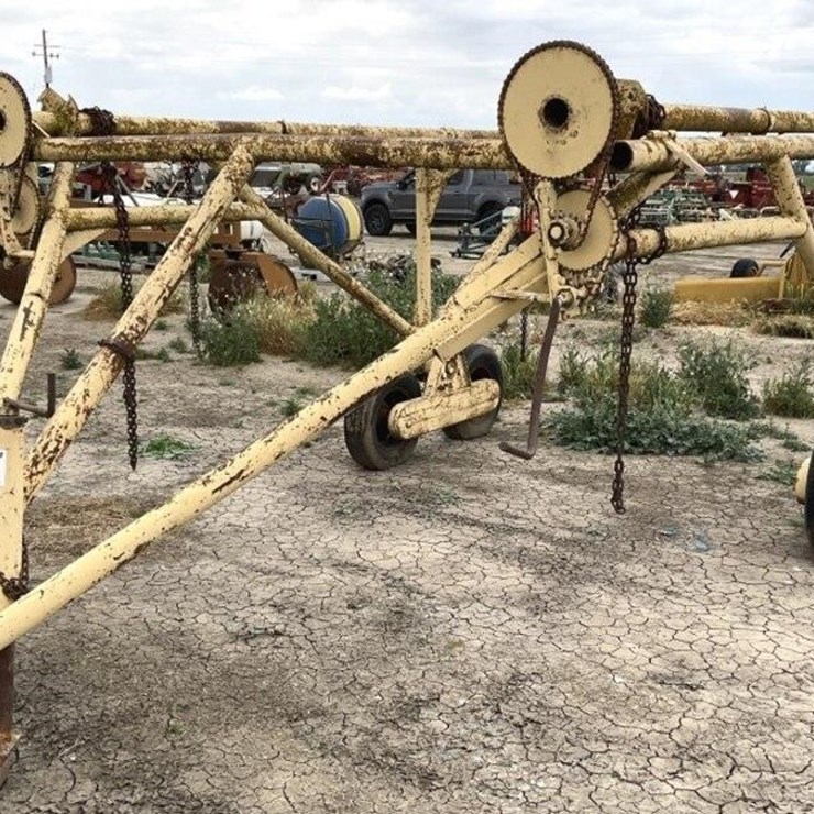 Custom 21'x10' Straddle Buggy