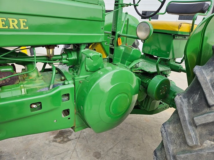 1950-john-deere-model-a-image-11