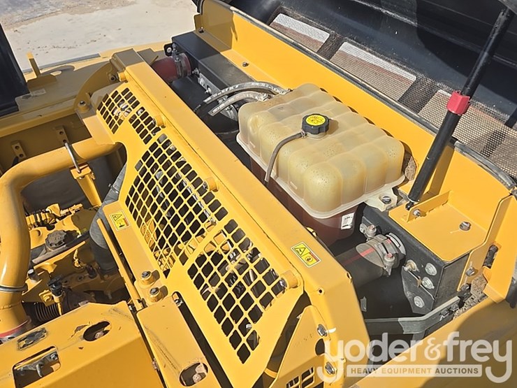 2017-caterpillar-336fl-image-77