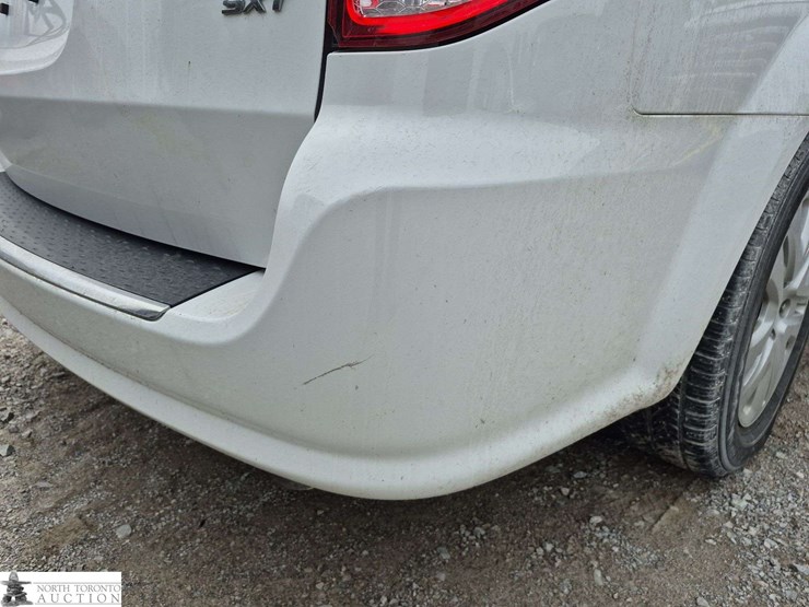 2020-dodge-grand-caravan-sxt-image-23