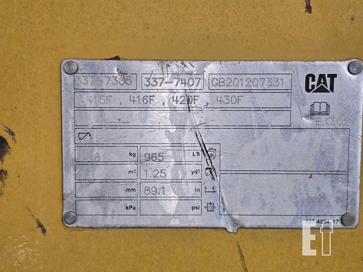 2021-caterpillar-416-image-11