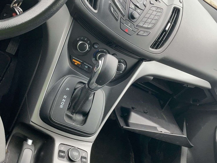 2016-ford-escape-image-13