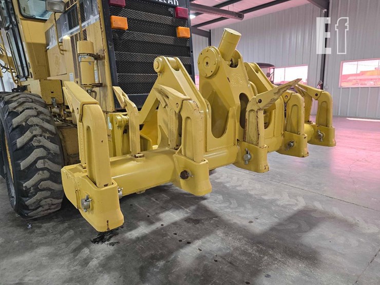 1997-caterpillar-143h-image-12