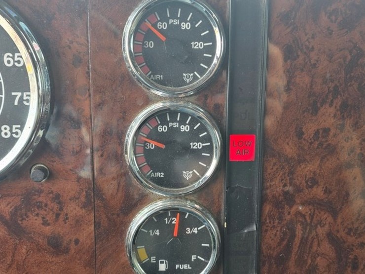 2006-international-9900-image-80