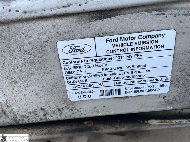 2011-ford-cargo-image-19