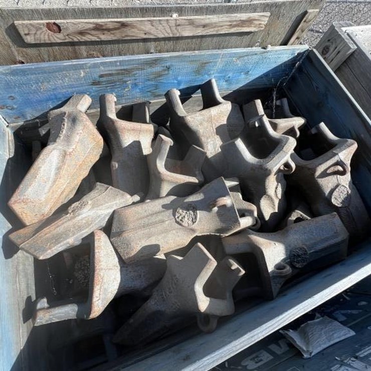 Volvo Dig Bucket Teeth