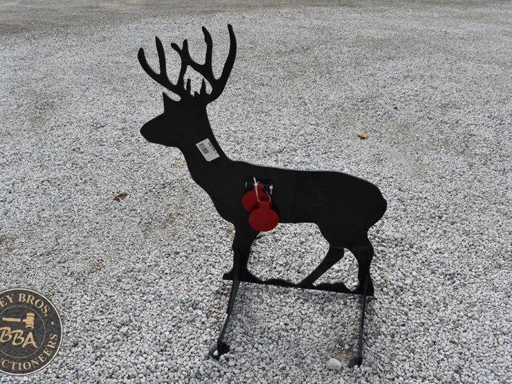 john-deere-shooting-target-42924-image-1