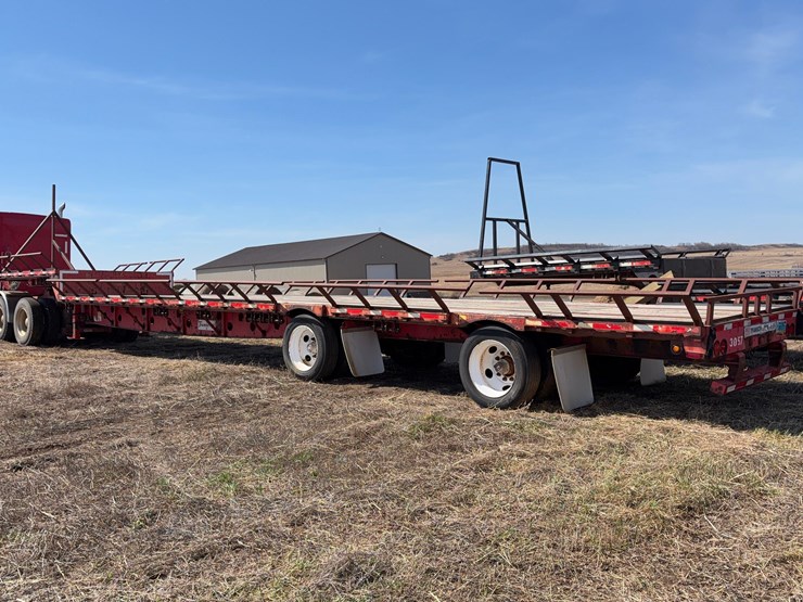 2006-transcraft-flatbed-trailer-image-6